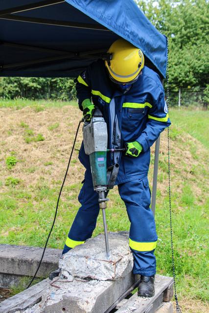 Korrekter Aufbau und Arbeiten mit dem Bohr- und Aufbrechhammer