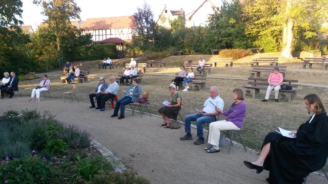 Besucher des Abendgottesdienstes