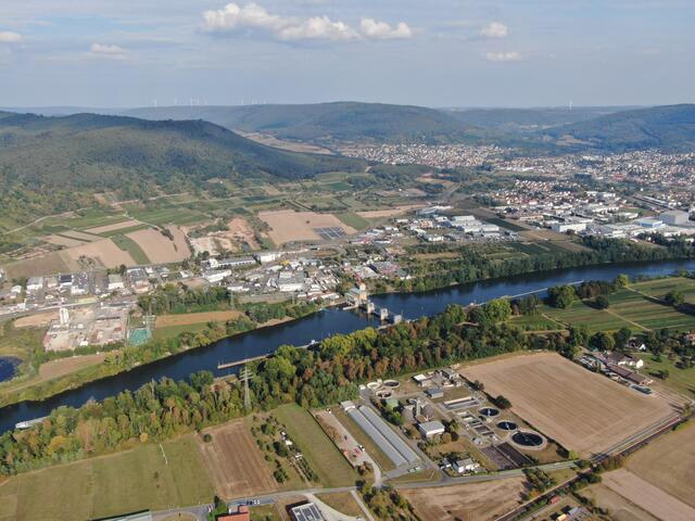 Blick auf Großheubach, Miltenberg und Bürgstadt. | Foto: News Creativ / Dominik Stapf