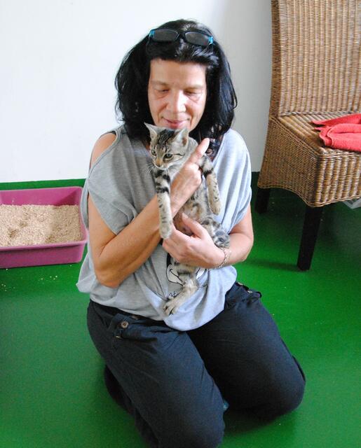 Die 1. Vorsitzende des Tierschutzvereins Doris Kraft und ihr gesamtes Team würden sich freuen, wenn die Menschen im Landkreis auch in Zeiten von Corona die Tiere im Tierheim unterstützen würden.