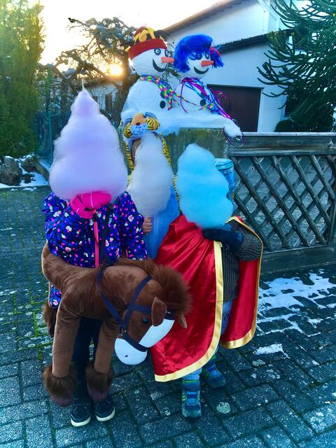 Bunte Zuckerwatte - ein Traum für Kinder. Der ein oder andere wurde an dieser "Station" mehrfach gesichtet ;-)