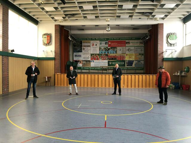 Bürgermeister Thomas Zöller, Martin Roob, Bernd Rützel MdB, Karlheinz Ullrich