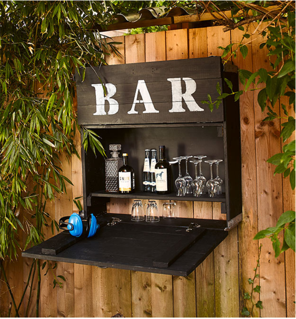 Eine selbst gebaute Bar - für Viele ein Traum
