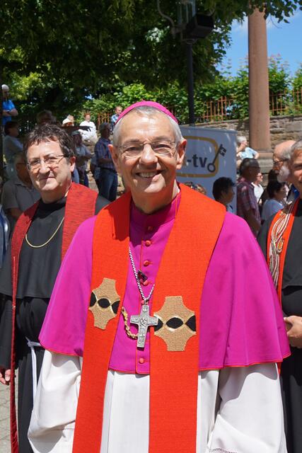 Wallfahrt in Walldürn vor Corona: Erzbischof Ludwig Schick aus Bamberg ist unter den Pilgern. 