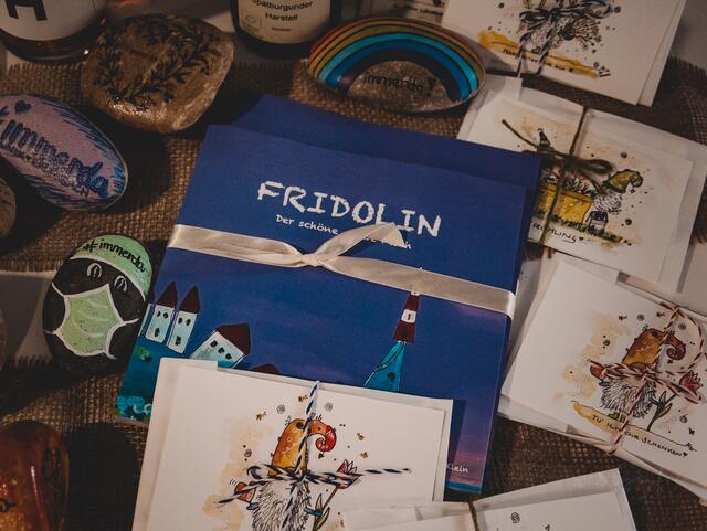Das zauberhafte Kinderbuch "Fridolin" wurde uns mehrfach von Andrea Klein zur Verfügung gestellt. Ein Exemplar wird fortan für strahlende Augen im Kreißsaalbereich sorgen. | Foto: toscagrafie