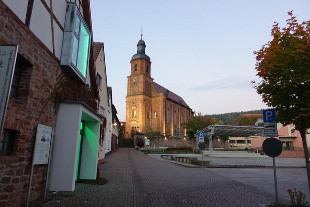 Mömlingen im Oktober 2021: hier und in der Umgebung spielen die Heimatkrimis von Birgid Windisch. 