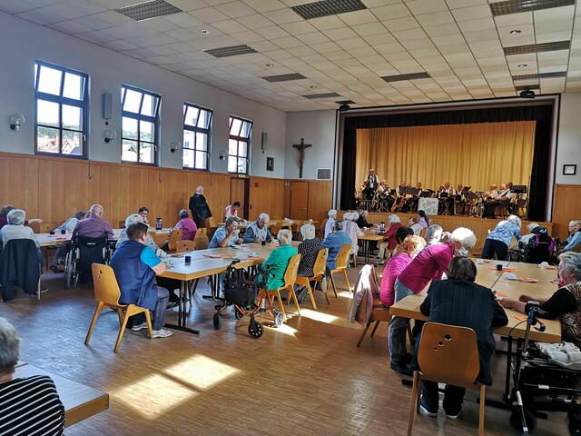 Seniorennachmittag mit der Gruppe der "Oldtimer"