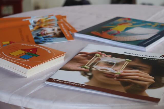 Öffentlichkeitsarbeit Material | Foto: Yasmin Louisa Essaoudi