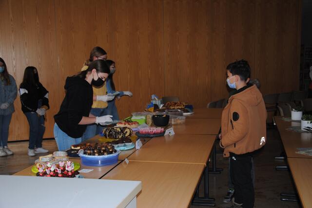 Kuchenverkauf der Georg-Keimel-Mittelschule Elsenfeld | Foto: Andrea Kaller-Fichtmüller