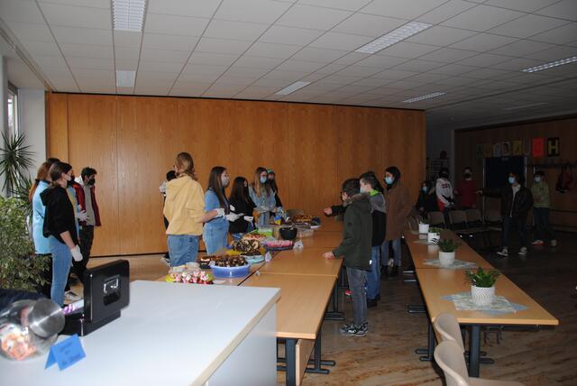 Kuchenverkauf der Georg-Keimel-Mittelschule Elsenfeld | Foto: Andrea Kaller-Fichtmüller