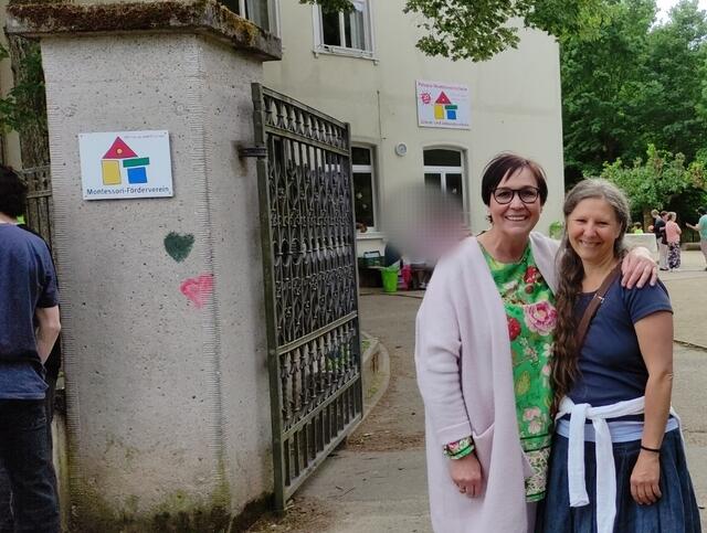 v.l.n.r. Karin Prößler, Fachlehrerin für Ernährung und Soziales sowie Hauswirtschaftsleiterin; Andrea Liefeith, Mitbegründungsmitglied | Foto: Sandra Woelk