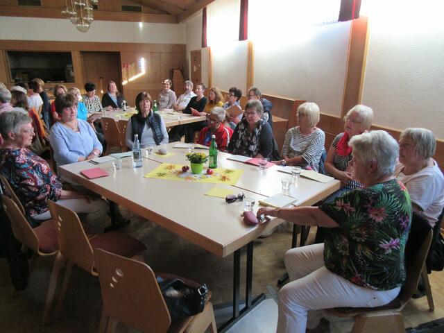 Gemeinsames Einstimmen | Foto: Friedrich Frank