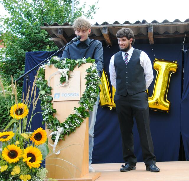 Lennart Schreiber und Ceyhun Kökatan hielten die Schülerrede