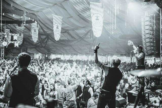 Foto: https://oiseasy-band.de