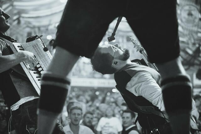 Foto: https://oiseasy-band.de