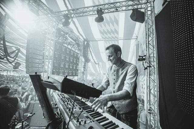 Foto: https://oiseasy-band.de