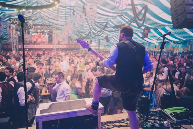 Foto: https://oiseasy-band.de