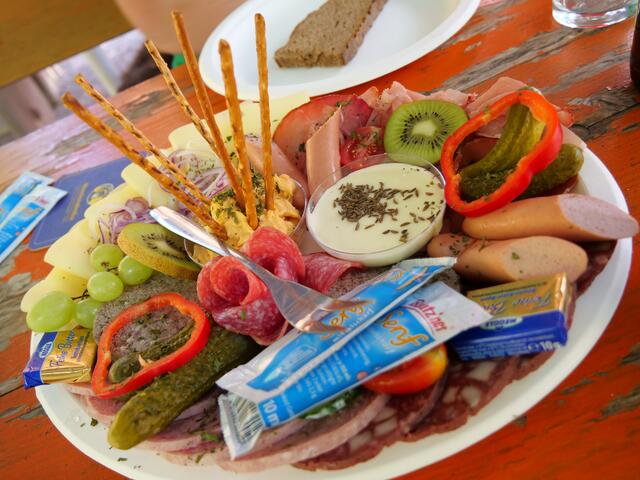 ordentliche Mahlzeit | Foto: Christian Fahs