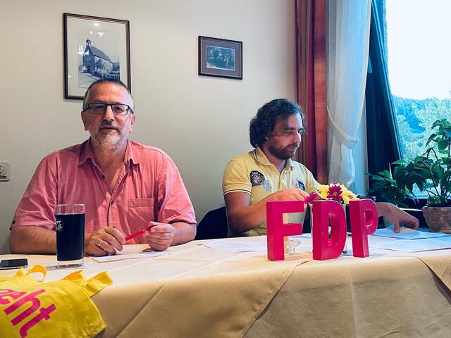 Tagungspräsidium: Dr. Helmut Kaltenhauser und Max Bruder | Foto: 2022 FDP KV Miltenberg, freigegeben für Pressezwecke