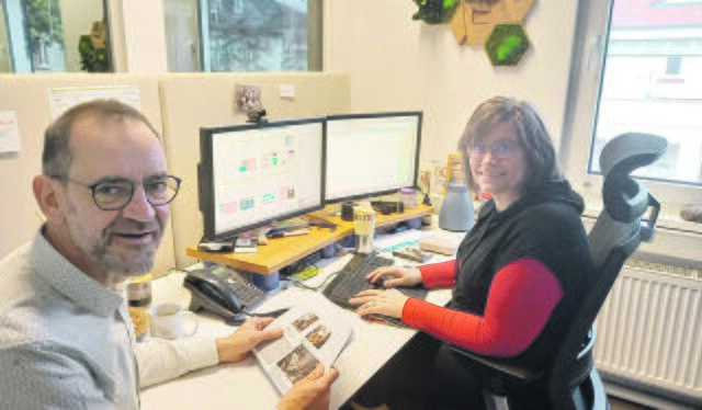  Produktionsleiterin Ingrid Hornig und Manfred Scheurich Leiter Produkte und Dienstleistungen
