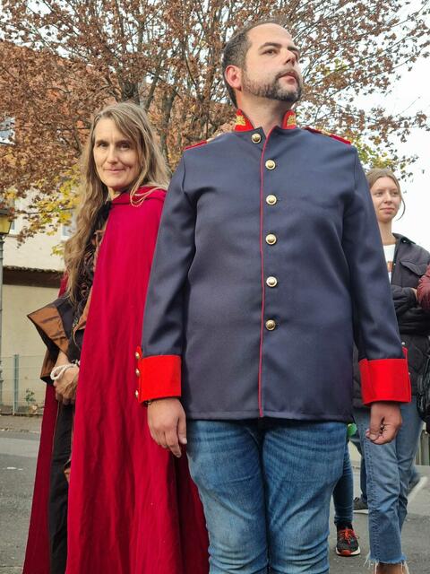 Die Hexe ist befreit, der Hanh nimmt die Symbiose wahr und wird Mensch: Schicksal trifft jeden! | Foto: Theaterverein