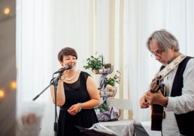 Das Duo Chocola light aus Niedernberg: Zu Gast bei "Durch das Jahr 2022 mit Moliere!" - zu Ehren des französischen Vaters der modernen Komödie | Foto: Duo Chocola light