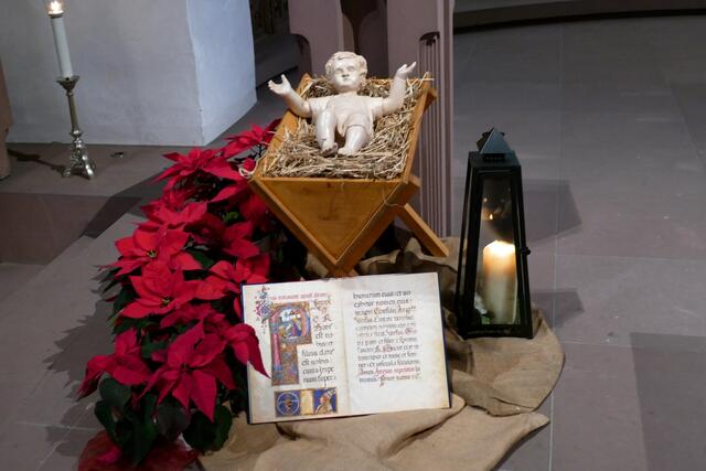 Sehenswerte Krippendarstellung in der Stadtpfarrkirche "St. Jakobus d.Ä." Miltenberg