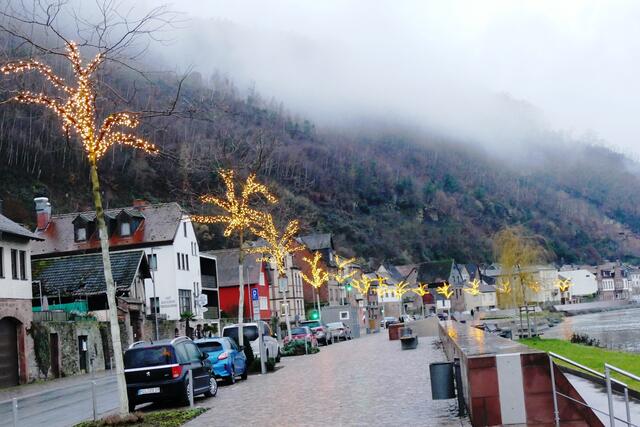 Szenenauschnitt Mainstraße am Dreikönigstag 2023