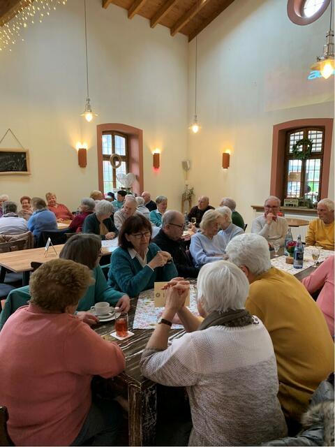 Viele Besucher kamen zum Vortrag von Werner Trost in die Güterhalle nach Wörth.