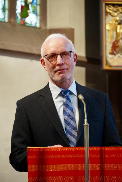 Hermann Gömmel hat jetzt mehr Zeit für Familie und
gemeinsame Reisen.




BU 2/3: Foto: Hermann Gömmel hat jetzt mehr Zeit für Familie,
gemeinsame Reisen und Hobbys. Foto Roland Schönmüller

