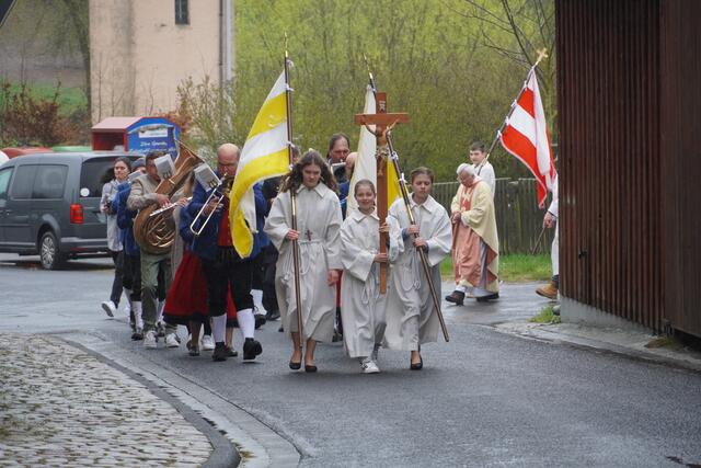 Bildergalerie und Essay Feierliche