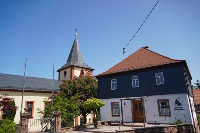 Die festliche Atmosphäre und die Gemeinschaft in den Kirchen sind etwas ganz Besonderes.