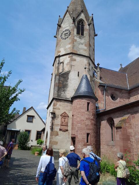Vor der Kirche St. Cyriakus | Foto: Ferdinand Lang