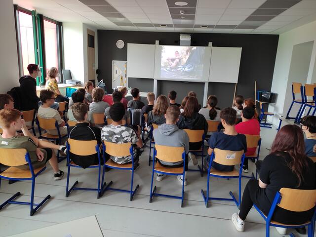 Projekt "Begegnung der Generationen" Hermann-Staudinger-Gymnasium Erlenbach | Foto: HSG Erlenbach