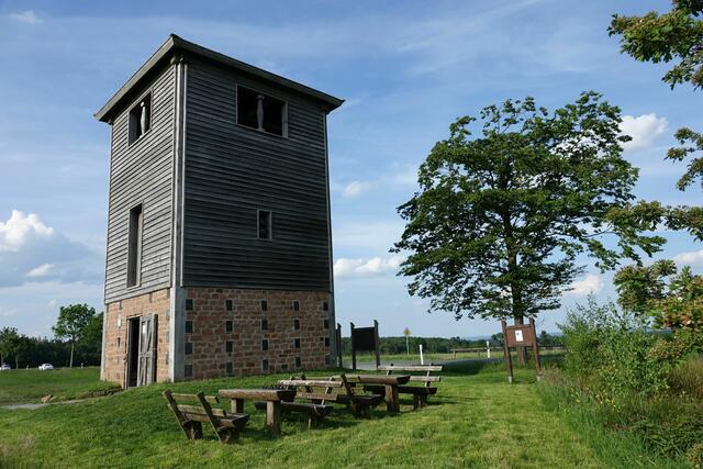 Rekonstruierter römischer Wachturm bei uns im Odenwald. 
