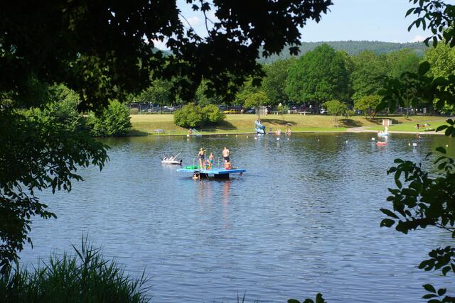 Der Freudenberger Badesee ist beliebt bei jung und alt.