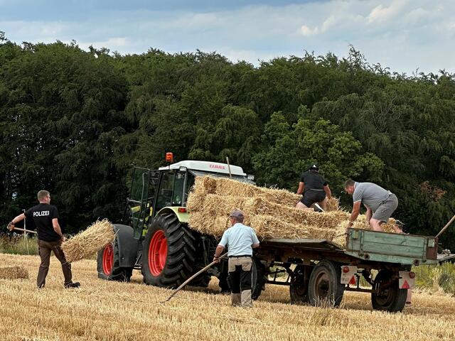 Strohballen für WENSCHDORF FILMREIF Freiluft- und Bulldog-Kino 4.0 am 9. September 2023 | Foto: Musikverein Odenwälder Trachtenkapelle Wenschdorf-Monbrunn e. V.