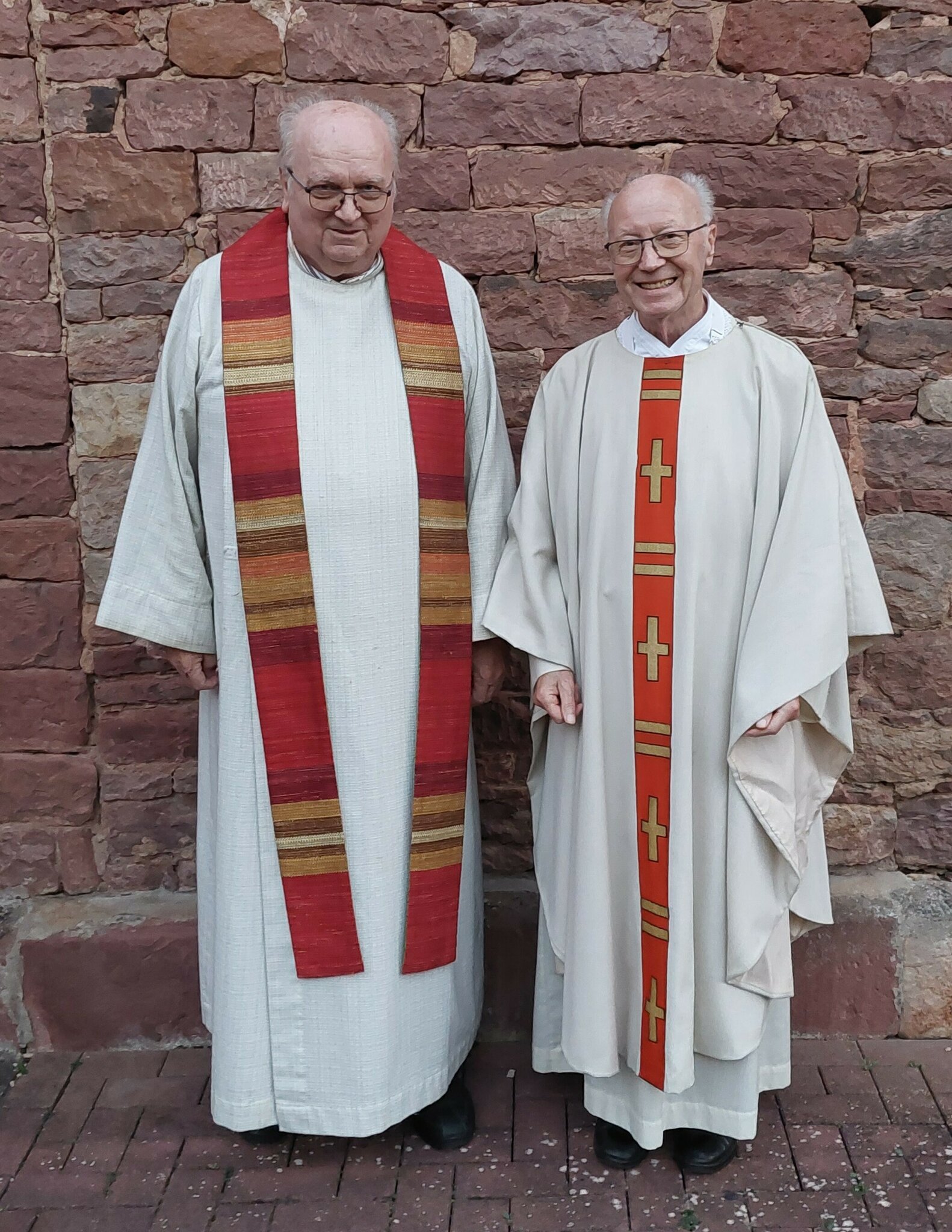 Junggebliebene-Priester-Otto-Halk-und-Waldemar-Kilb