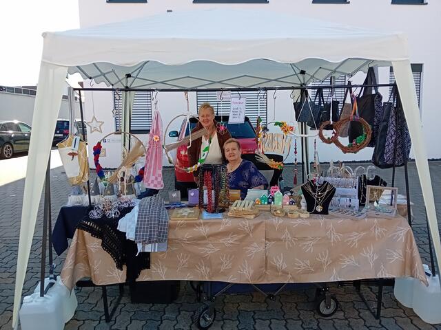 Monika Paulke und Gerti Köhler: Handgemachtes | Foto: Petra Münzel