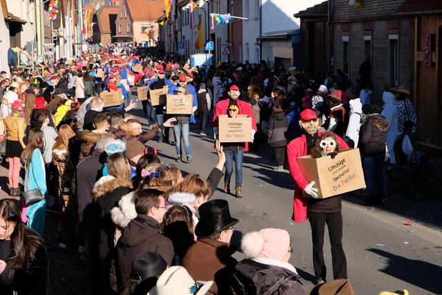 Impressionen vom Kreis-Karnevalsumzug im Jahre 2018 in Niedernberg. | Foto: Steffen Sollorz