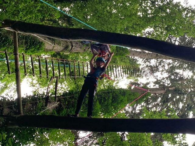 Ob Action im Klettergarten oder einfach mal zusammen abhängen im Jugendtreff:  Kinder und Jugendliche brauchen Orte für Begegnungen und gemeinsame Aktionen.

 | Foto: Privat