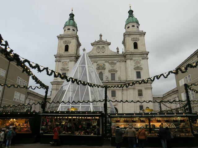 Der Christkindlmarkt am Salzburger Dom | Foto: Nina Reuling