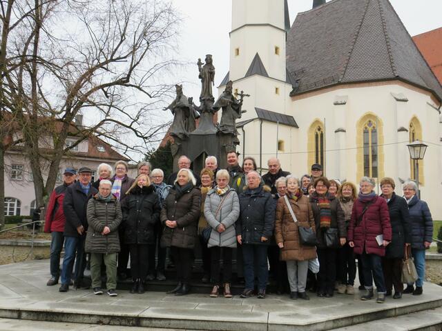 Die Pilgergruppe der Pfarreiengemeinschaft St. Martin Miltenberg-Bürgstadt in Altötting | Foto: Nina Reuling