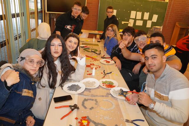 Vielfältige kreative und kulturelle Projekte fördern die künftigen Kompetenzen der jungen Erwachsenen.