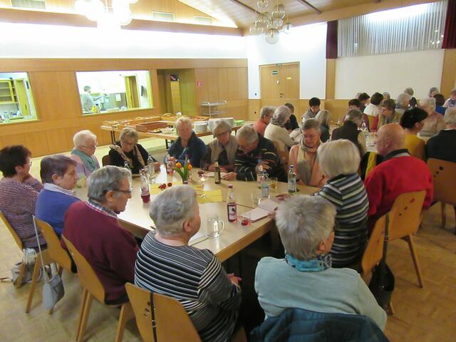 Beim gemeinsamen Singen | Foto: Friedrich Frank