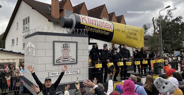 Klimakleber beim Umzug in Seckmauern. | Foto: privat