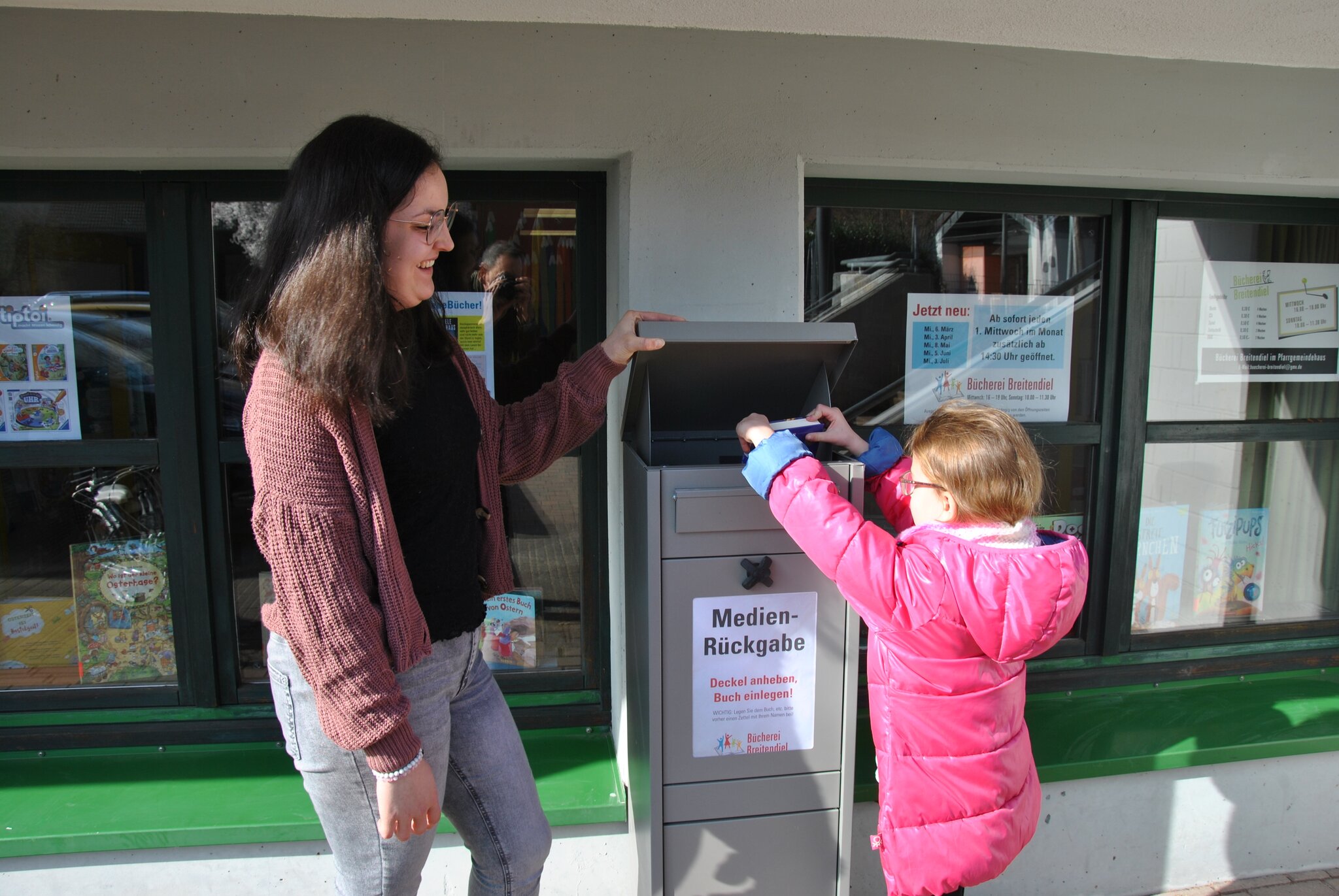 Bücherei Breitendiel Rückgabe der Bücher jetzt auch außerhalb der Öffnungszeiten möglich