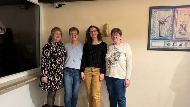 Der neue Vorstand: v. l. Schatzmeisterin Beate Munz, 2. Vorsitzende Andrea Stapf, 1. Vorsitzende Vera Zöller, Schriftführerin Susanne Flicker | Foto: privat