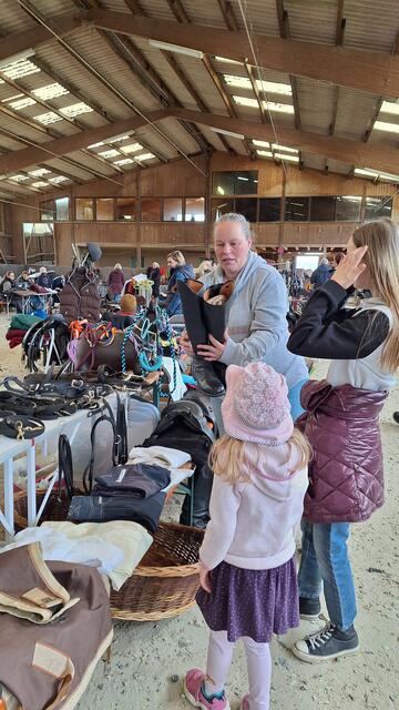 Reiterflohmarkt in Mönchberg,ein voller Erfolg! Der Reitverein lud
