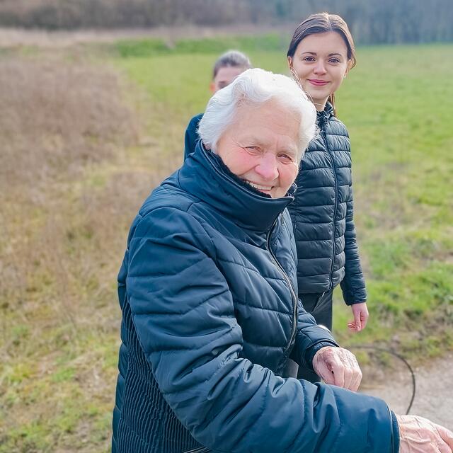 Foto: (c) Ambulanter Pflegedienst Hand in Hand GmbH